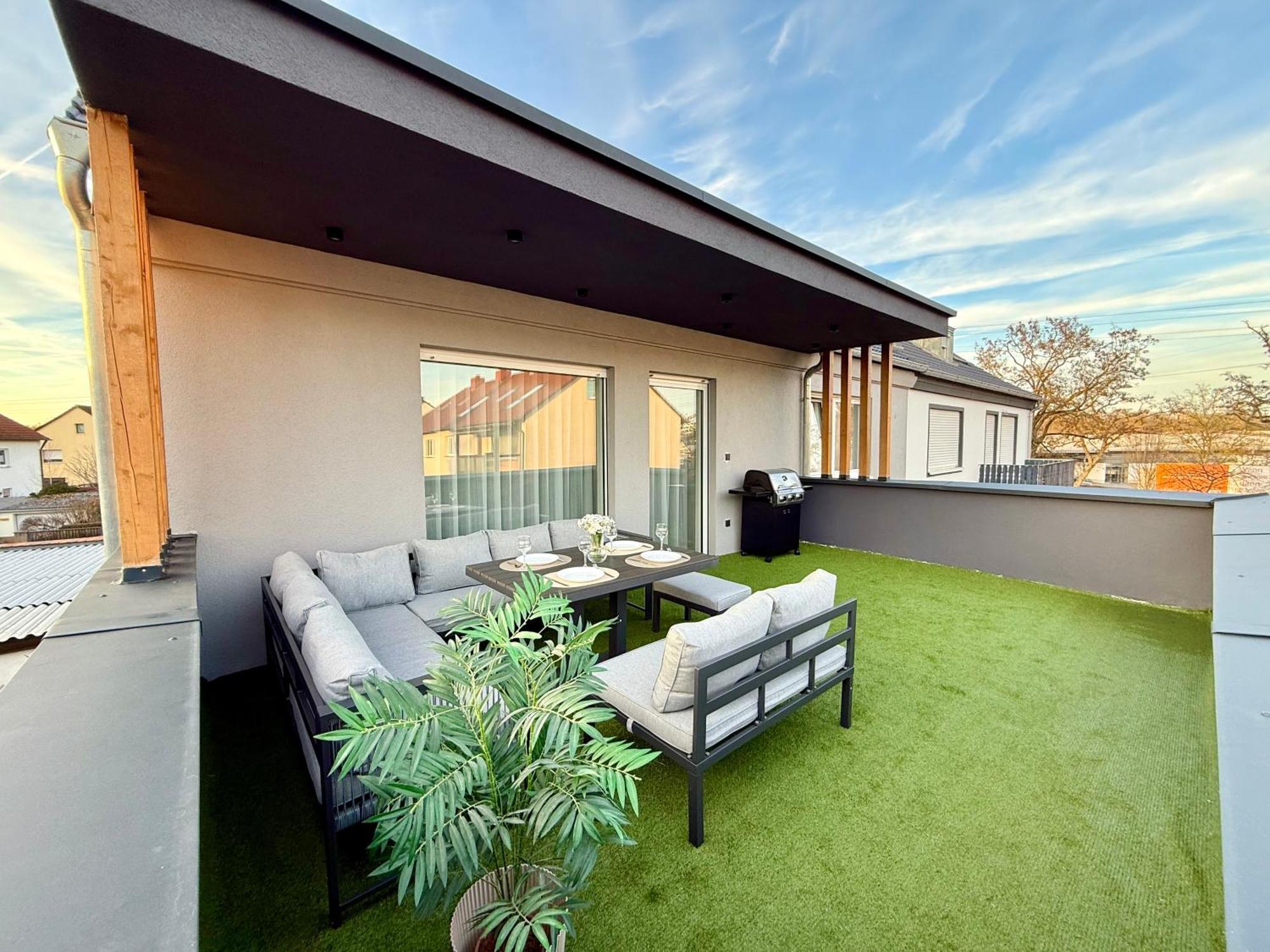 Moderne Terrassenwohnung In Apartment *