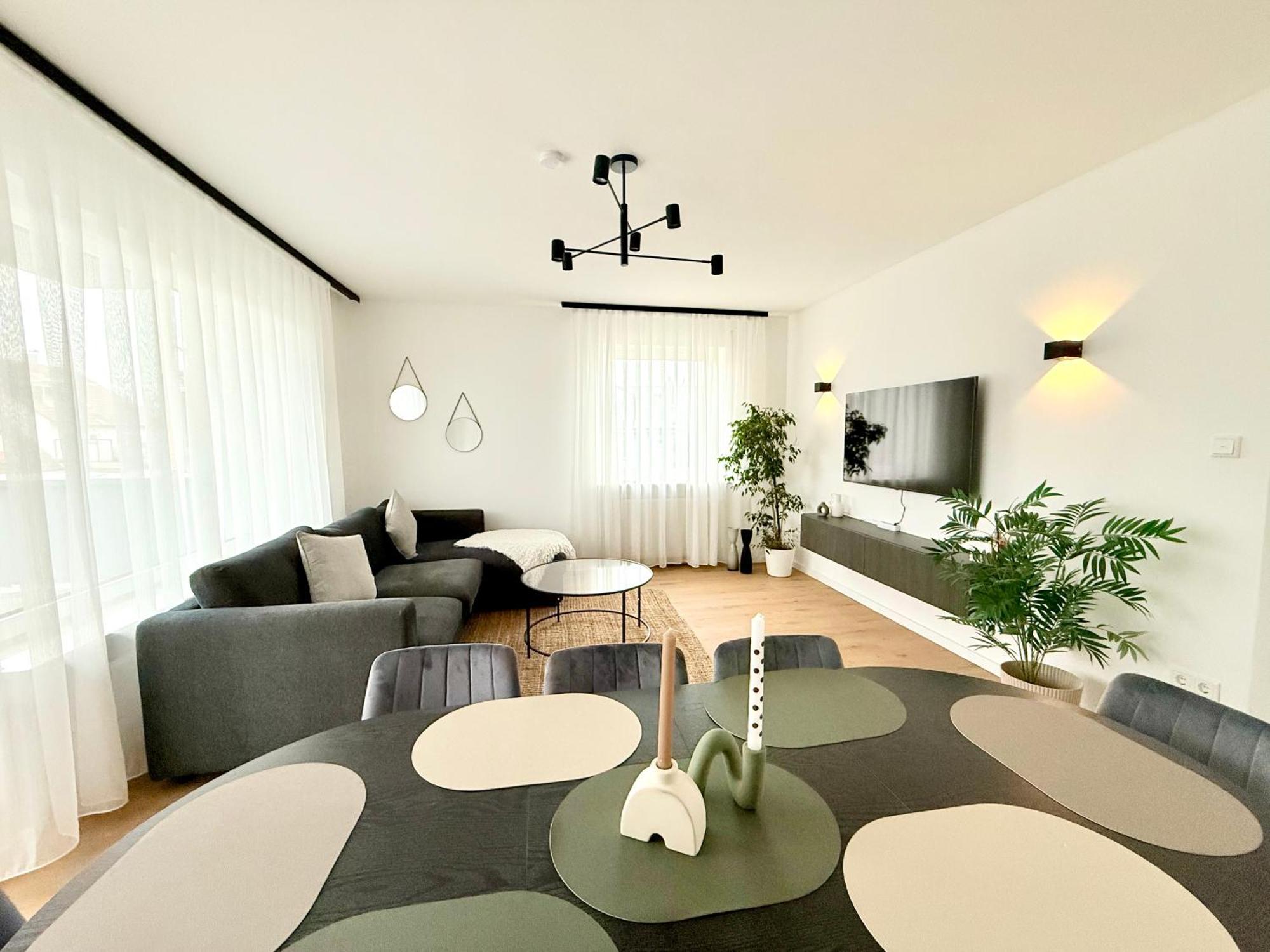 Moderne Terrassenwohnung In * Nürnberg